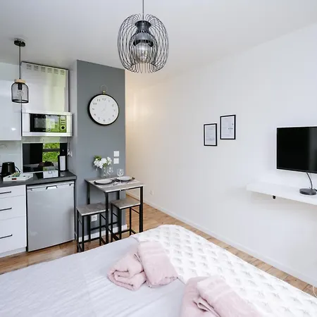 Neuvaroom Apartment Montevrain